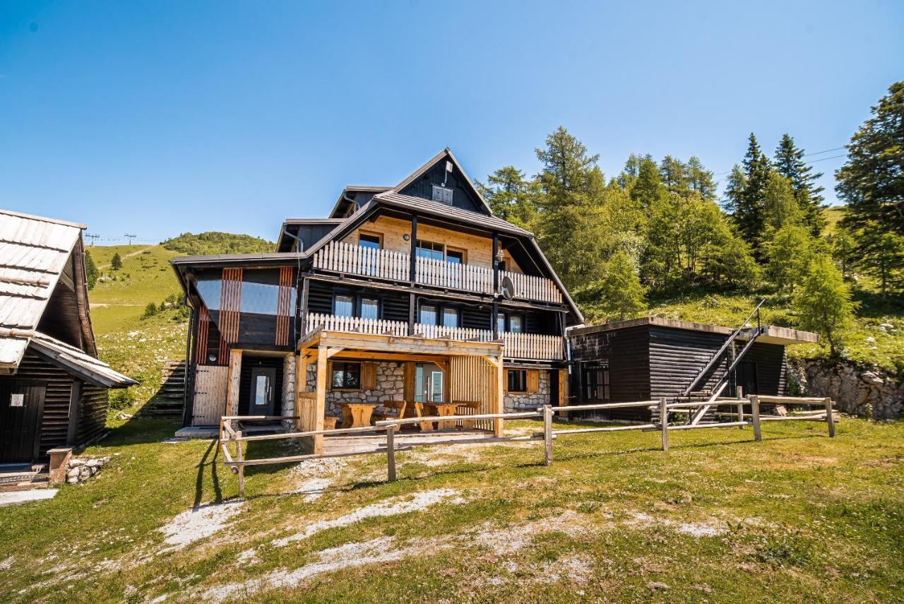 Apartments Zvoh, Krvavec, Ski-In, Ski-Out Cerklje na Gorenjskem Exterior foto